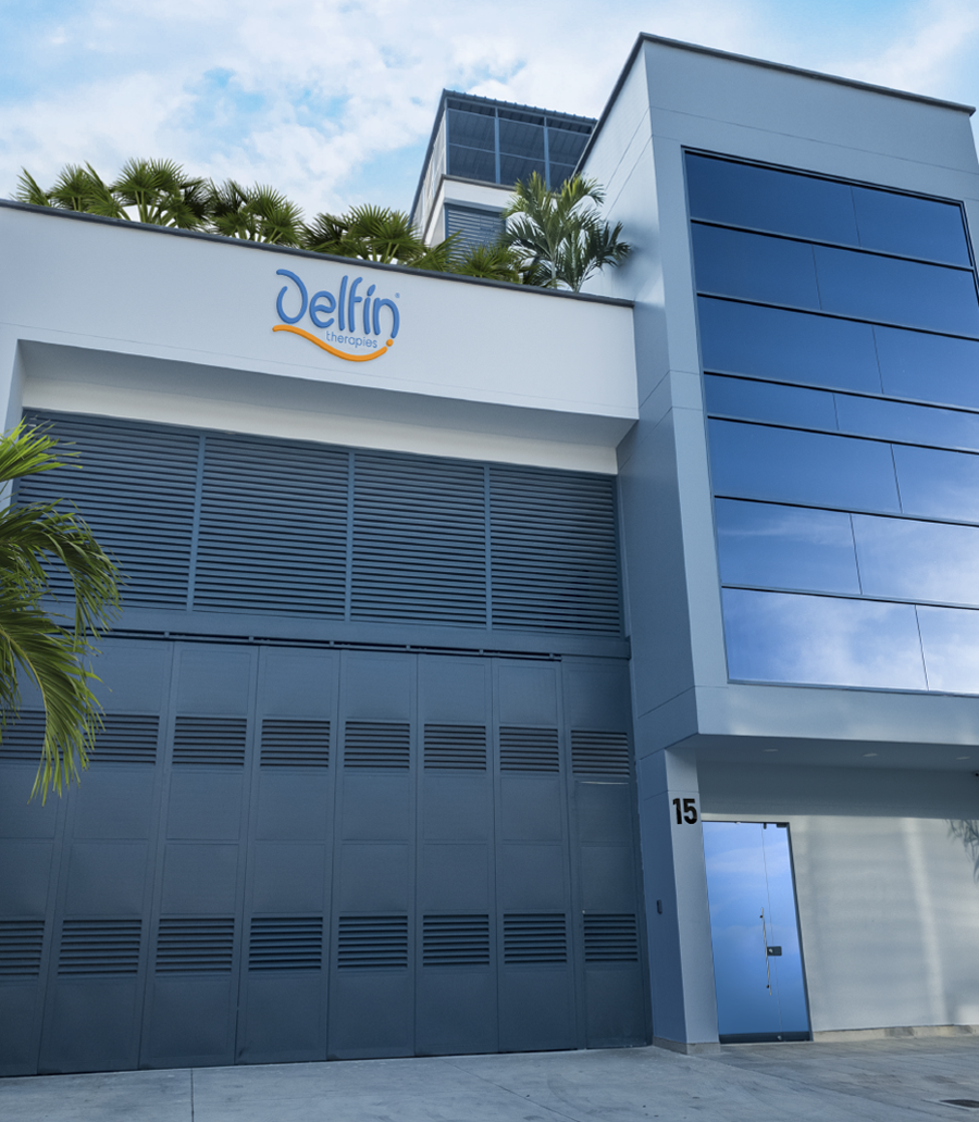 Imagen 2 - Fachada Delfin