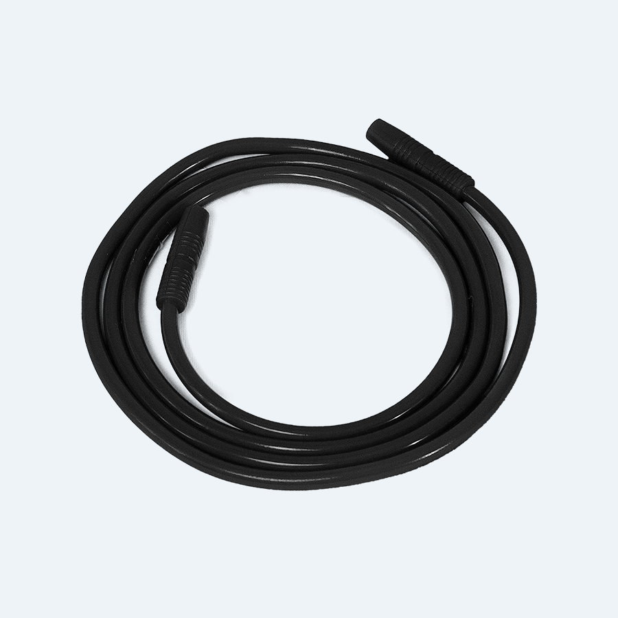 Cable o manguera de conexión auxiliar para equipos de vacío.